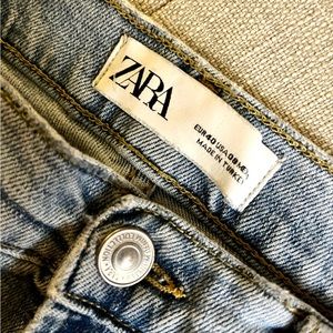 Zara Slim Boyfriend Jeans in Beach Blue